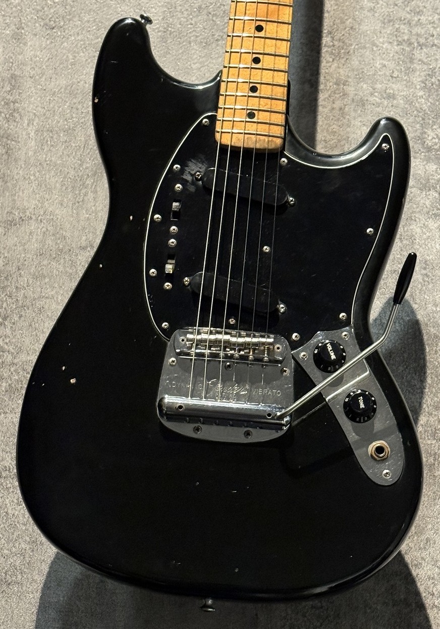 フジゲン　ムスタングタイプ Fender Japan MG-75-CO Fujigen Mustang Competition - YouTube