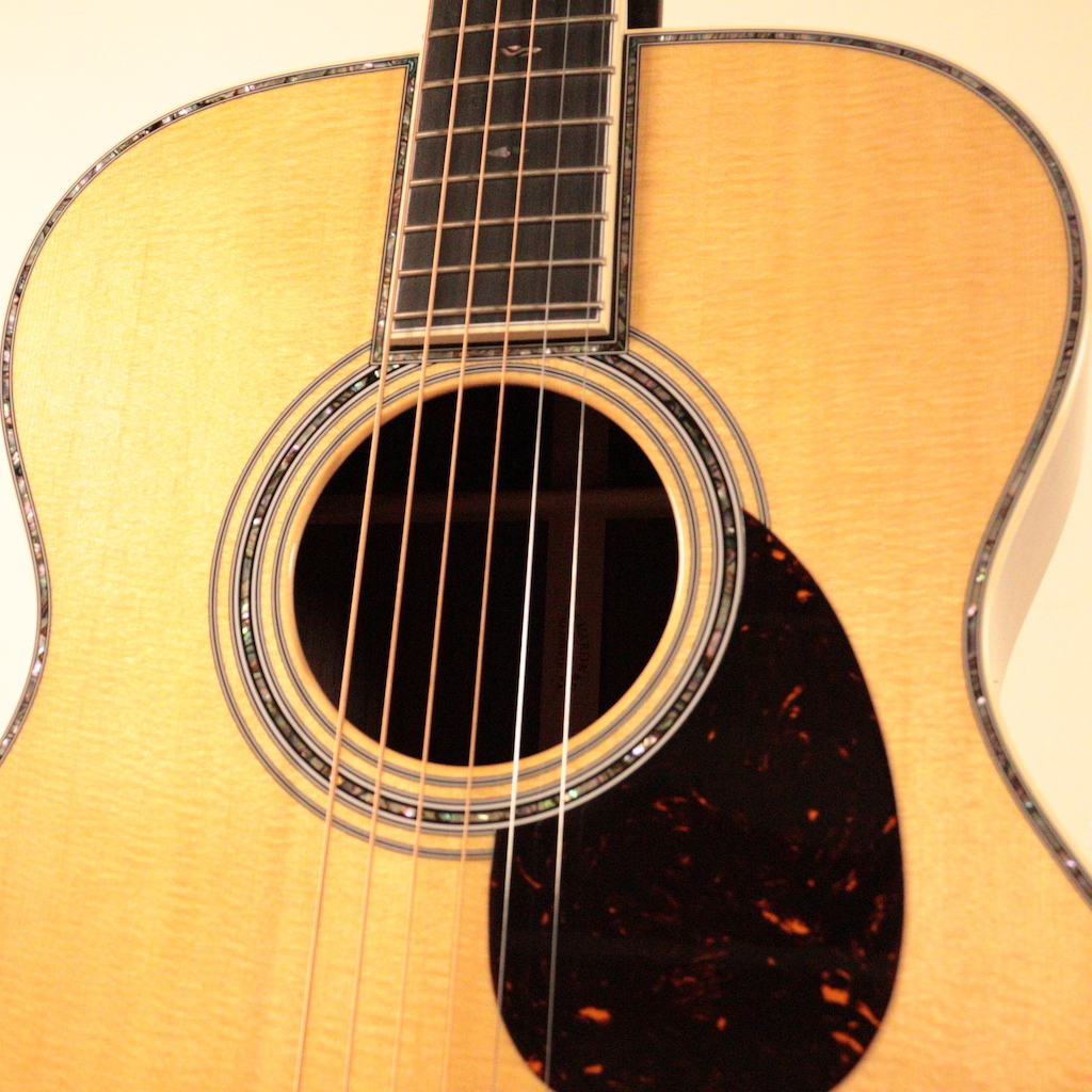 Martin 【美杢】OM-42 Standard #29111480【ロングスケール】【2025