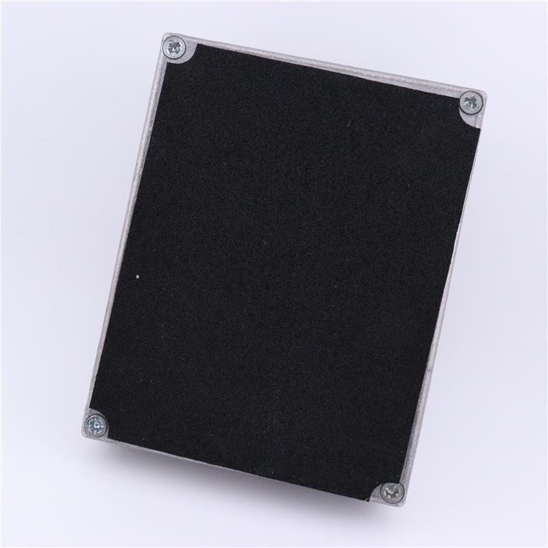 EMMA USED 中古 PisdiyAUwot ピスジヤウォット (EMMA エマ) メタル