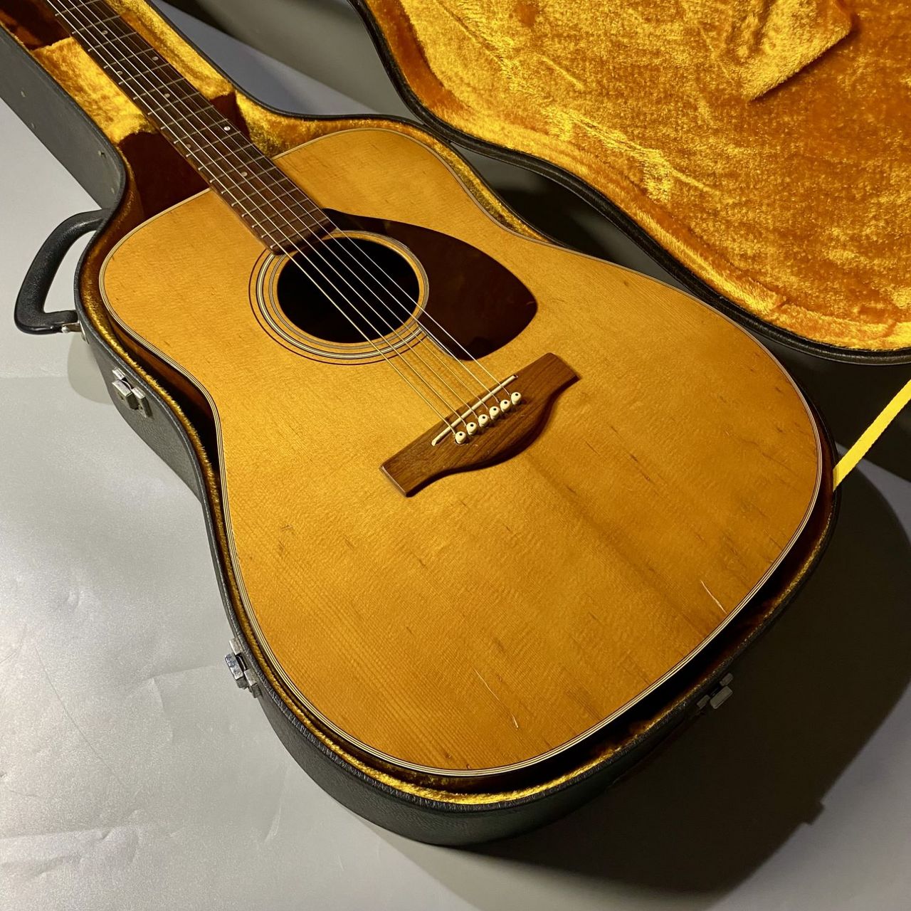 YAMAHA FG180（赤ラベル）（中古/送料無料）【楽器検索デジマート】
