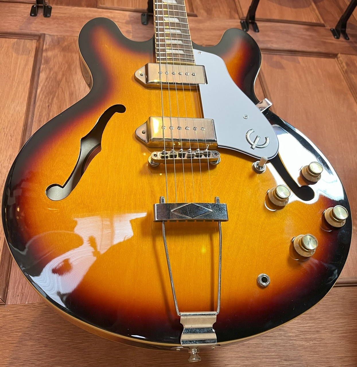 Epiphone CASINO VS 美品中古 Epiphone Casino VS（中古）【楽器検索デジマート】