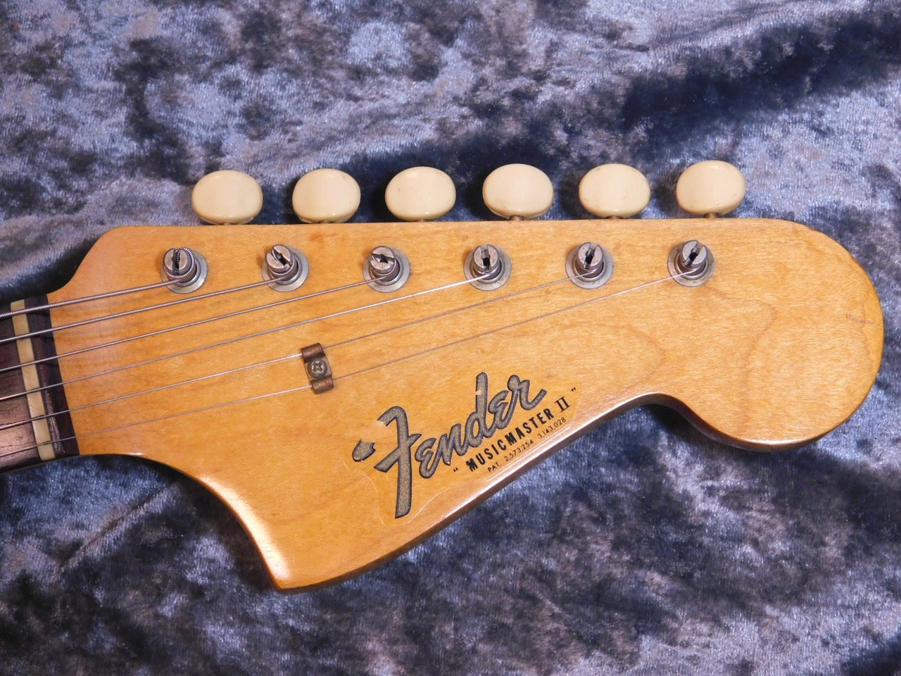 Fender Musicmaster Ⅱ '64（ビンテージ）【楽器検索デジマート】