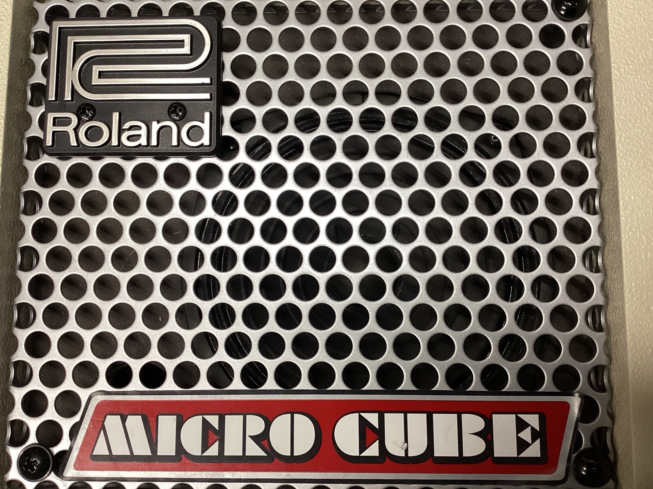 Roland MICRO CUBE / WHT (ローランド マイクロキューブ 小型ギター 