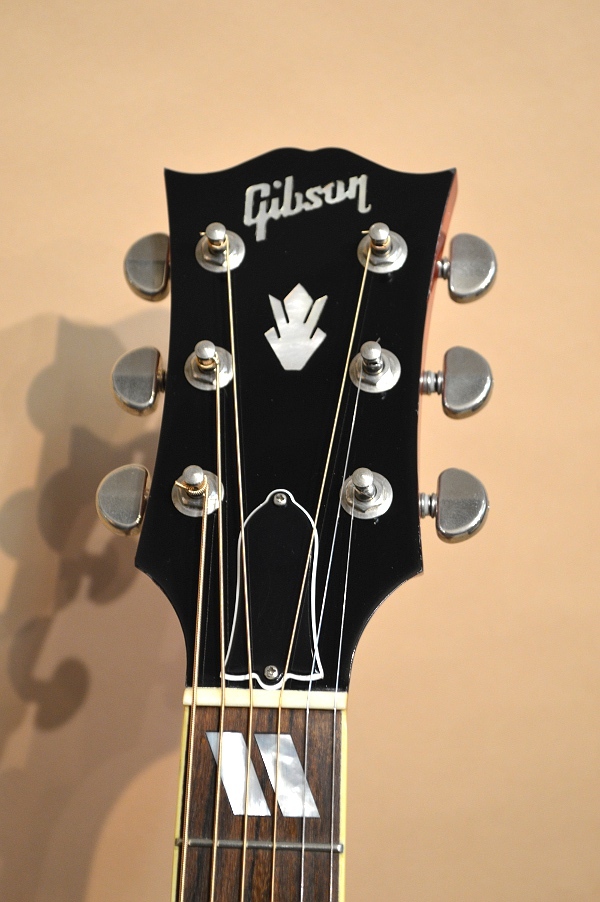 Gibson Custom Shop DOVE 2015年製（中古/送料無料）【楽器検索