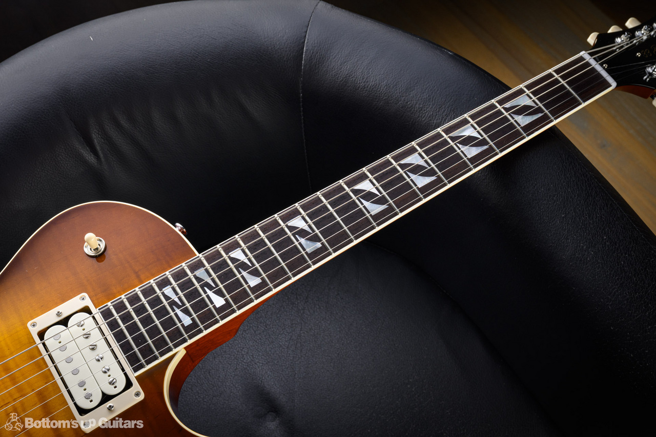 SAITO GUITARS 33BEYOND Resolution Green Burst 【初のW-White PUs