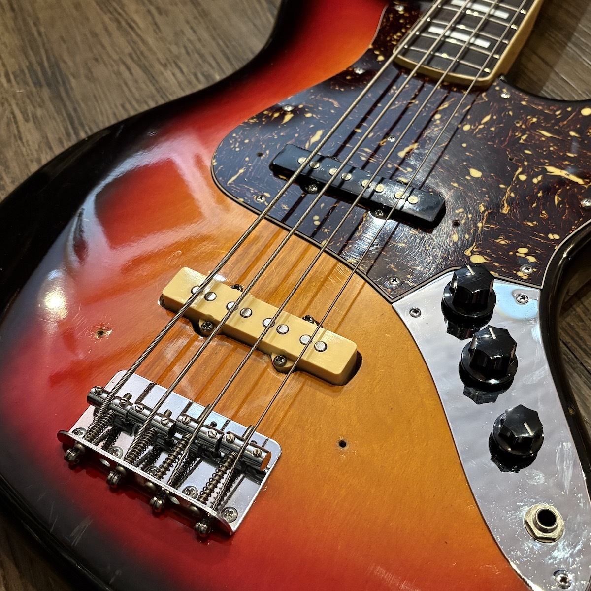 MAYA Jazz Bassタイプ ジャパンヴィンテージ Electric Bass（中古/送料