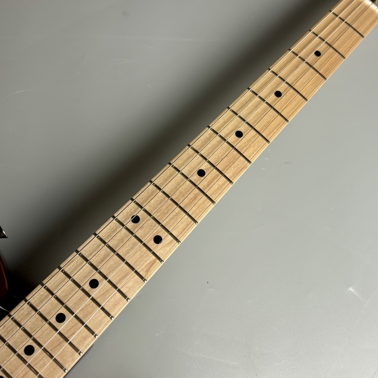Fender FSR Made in Japan Traditional 70s Telecaster Custom Walnut
