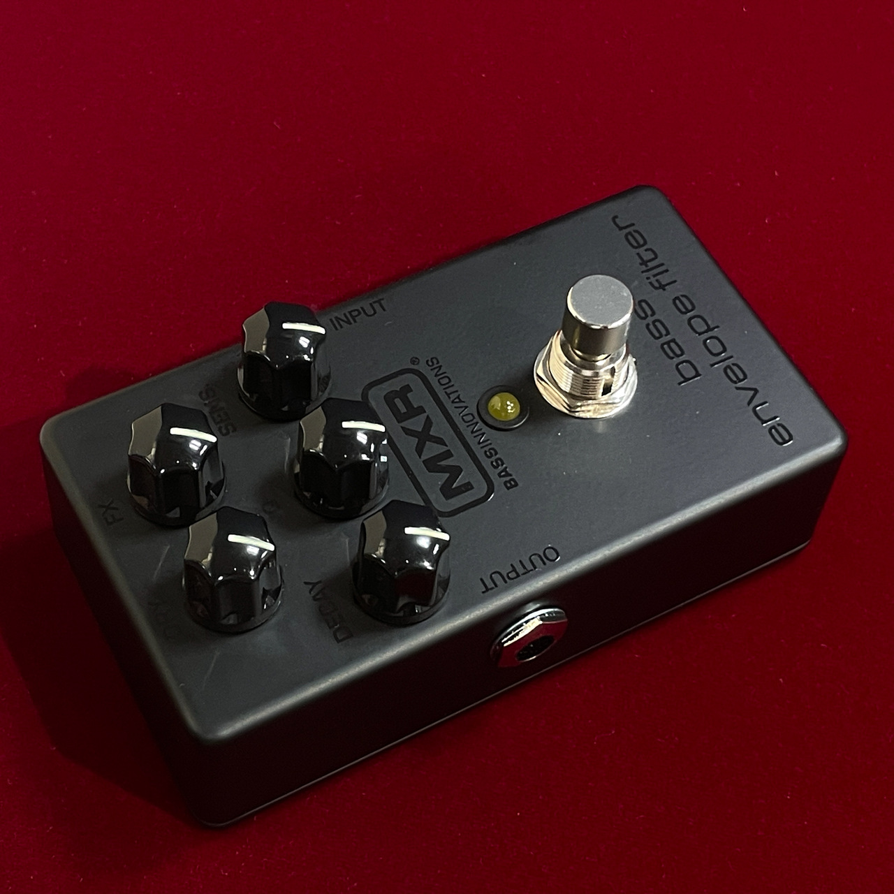 【限定色】MXR M82B Bass Envelope Filter MXR M82B Blackout Series Bass Envelope Filter 【限定カラー