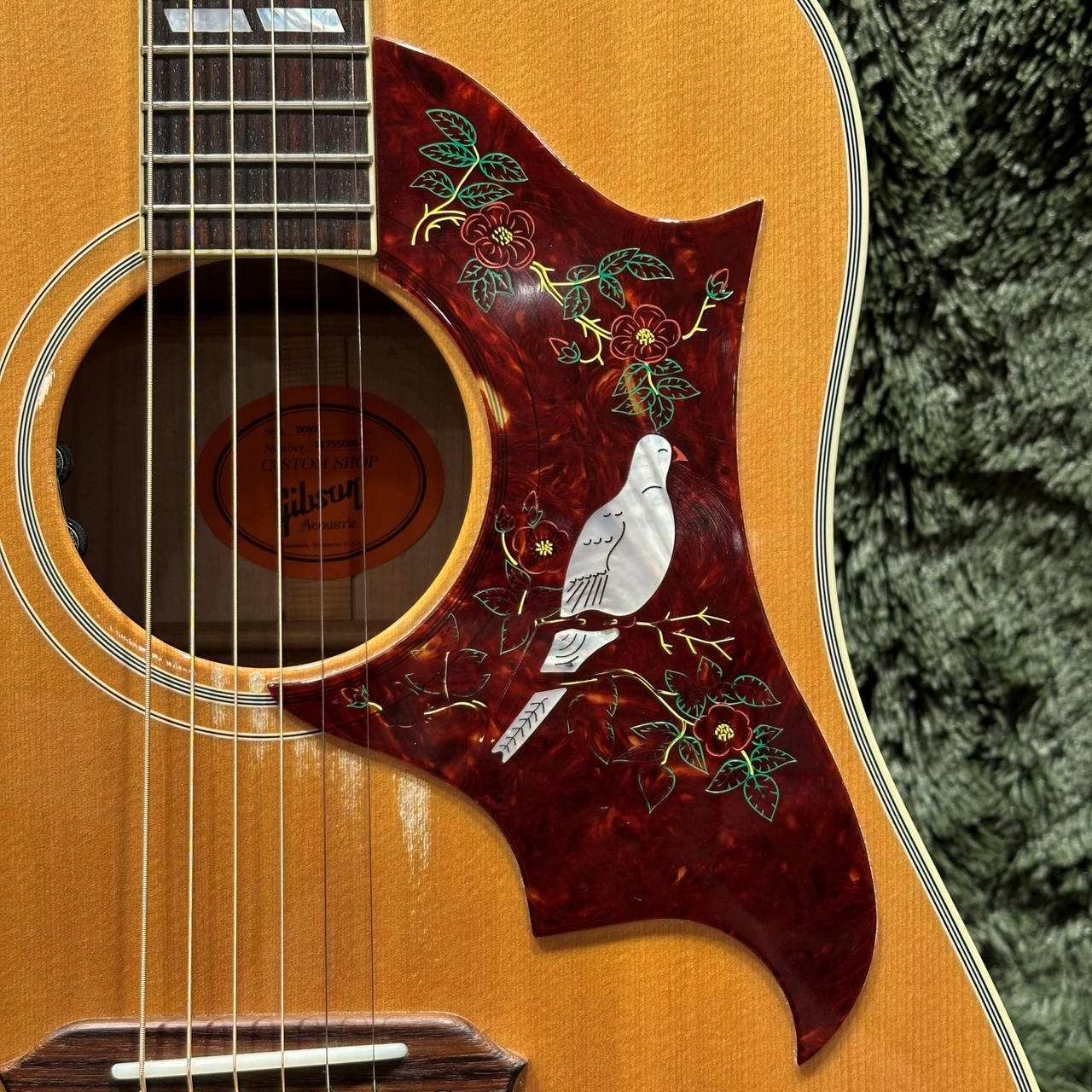 超美品希少品　Gibson Dove custom2015年製 Gibson DOVE【現物動画あり】【2015年製中古】【カスタム