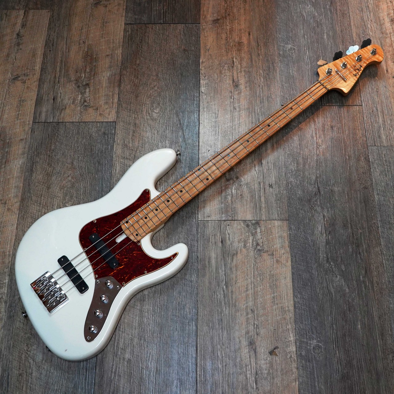 LowEnd LEJ Classic 4/24（中古）【楽器検索デジマート】
