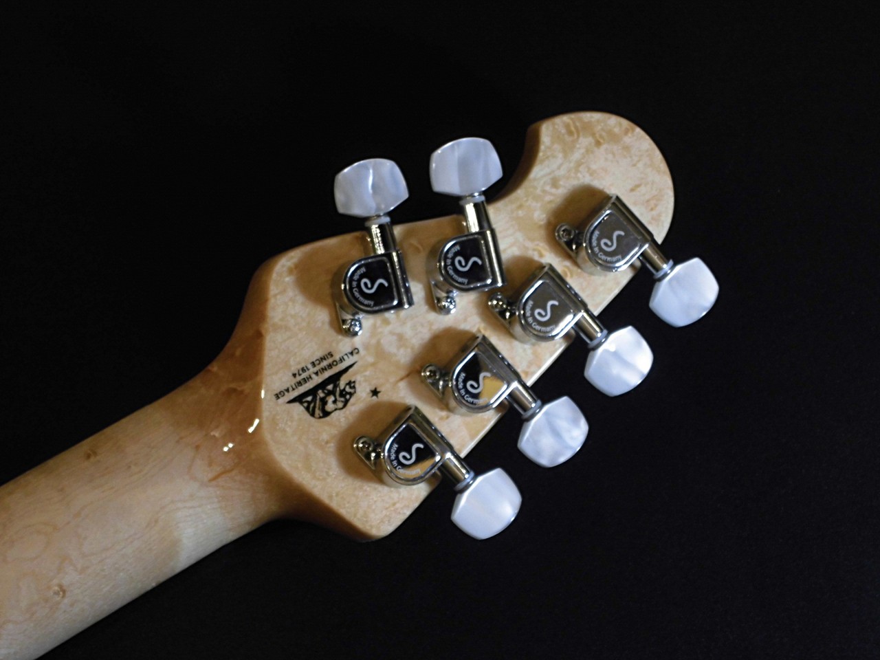 MUSIC MAN Axis Limited Edition / TRANS PINK【日本限定 !! 】【3.49