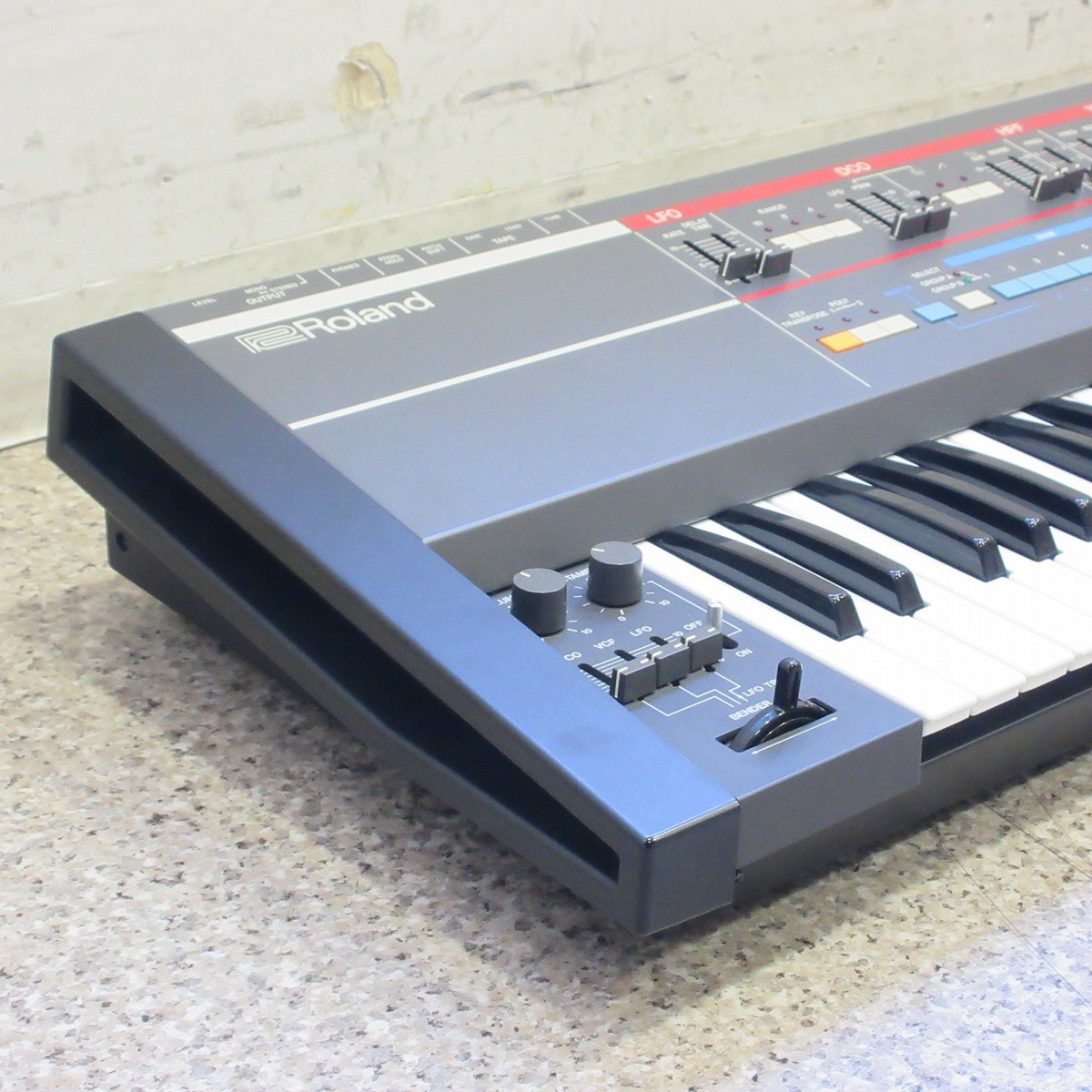 Roland Juno-106 61鍵盤 動作品 - 楽器、器材