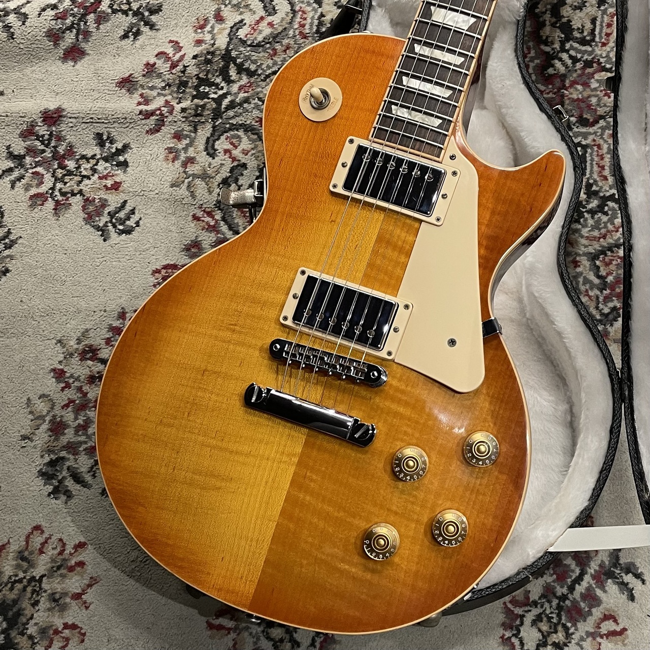 Gibson 【良サウンド!】Les Paul Traditional Plus Top Light Burst