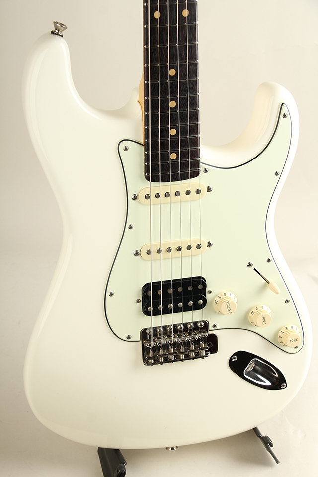 freeThree Dots Model/S ホワイトエレキギター S | Okada-International