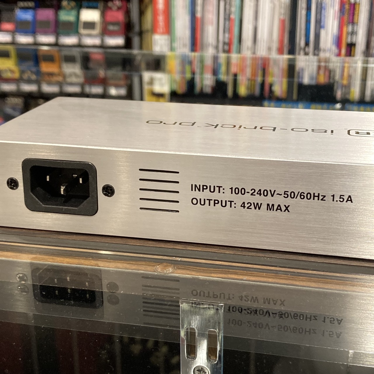 MXR/パワーサプライ/セット/美品 即納可能】MXR(エムエックスアール) M238 Iso-Brick Power Supply