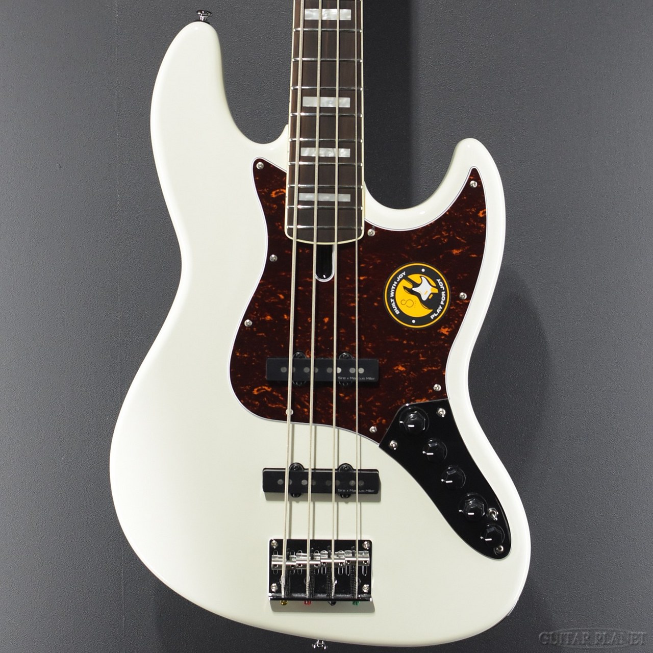 Sire V7 Alder 4st -Antique White-【4.51kg】（新品）【楽器