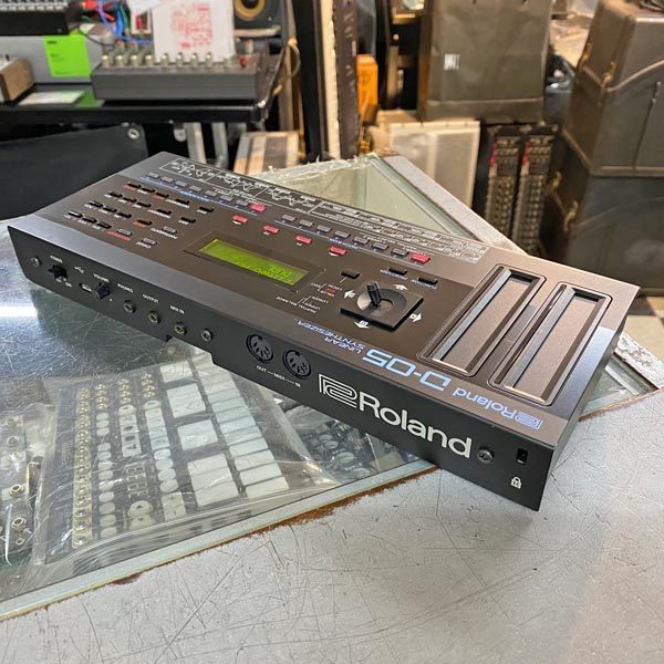 Roland Boutique D-05（中古）【楽器検索デジマート】