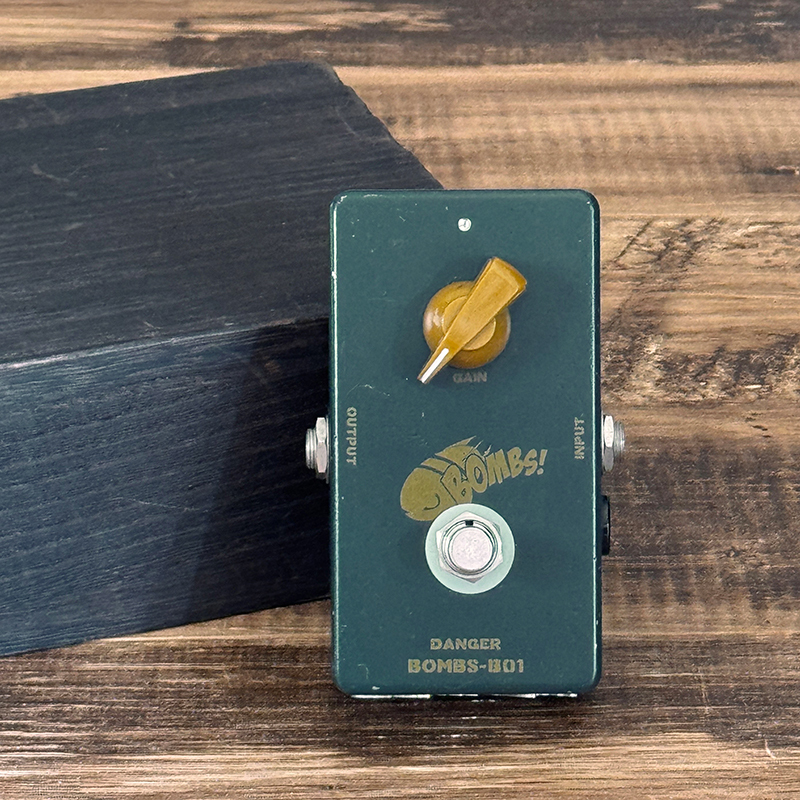 Combat Bombs-B01 -Super clean boost-(中古)【楽器検索 Combat Bombs-B01 -Super clean boost-(中古)【楽器検索
