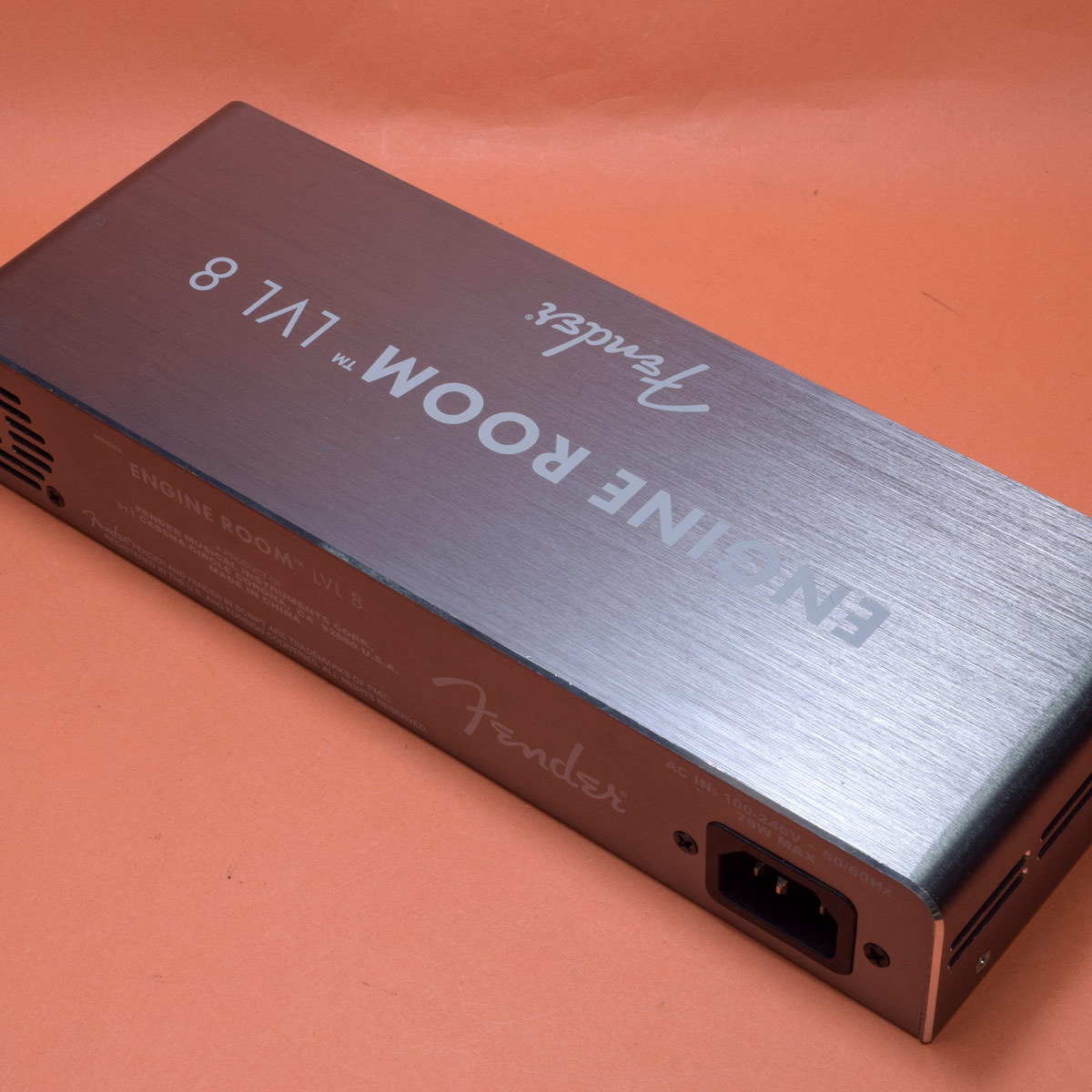 Fender Engine Room LVL8 Power Supply 【福岡店】（中古）【楽器検索