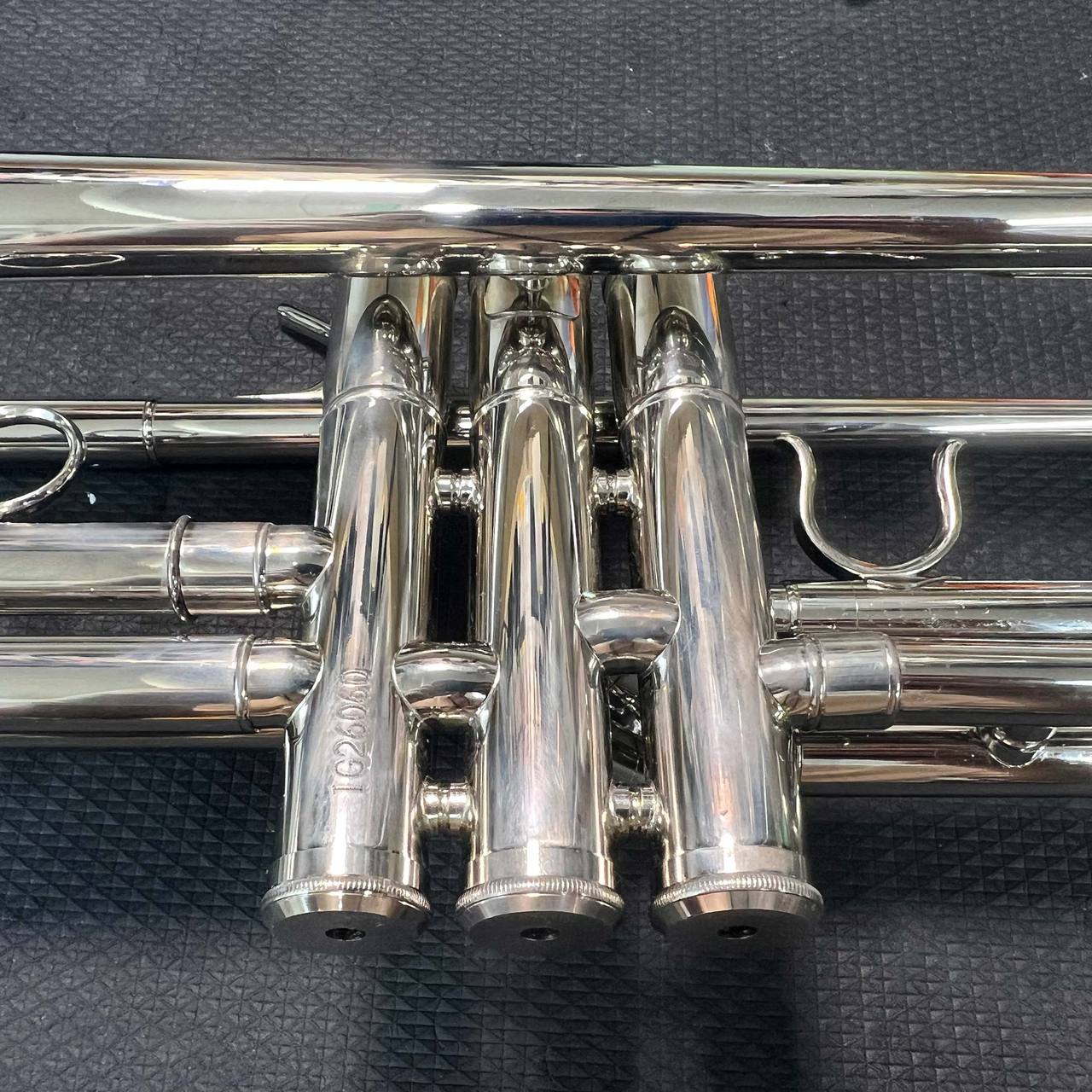 美品　Eastar ETR-380N トランペット　ケース付　シルバー Eastar Eastar ETR-380N Silver Standard Trumpet Bb