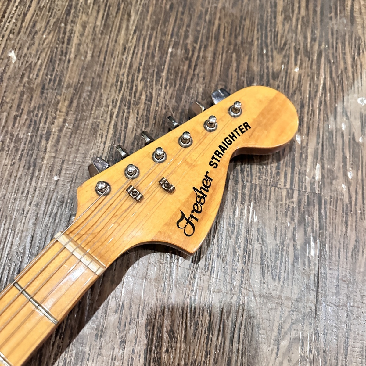 Fresher Straighter 1980年代 ストラトタイプ Fresher Straighter
