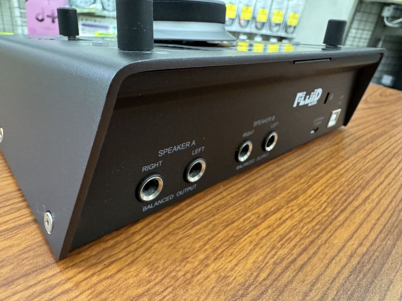 Fluid Audio SRI-2 オーディオインターフェイスSRI2（B級特価/送料無料