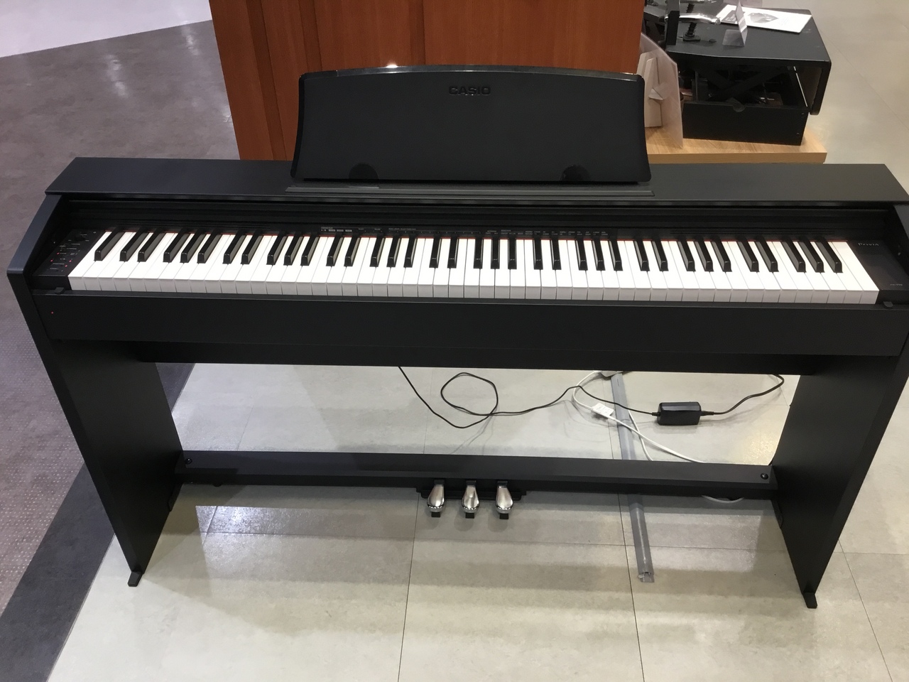 CASIO PX-735BK 電子ピアノ 京都大阪電子ピアノ - 鍵盤楽器