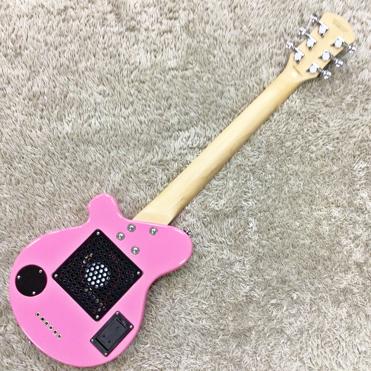 ☆カスタム仕様のホワイトカラー☆ pignose ピグノーズ PGG-259 ゴールドパーツ アンプ内蔵エレキギター - 楽器、器材