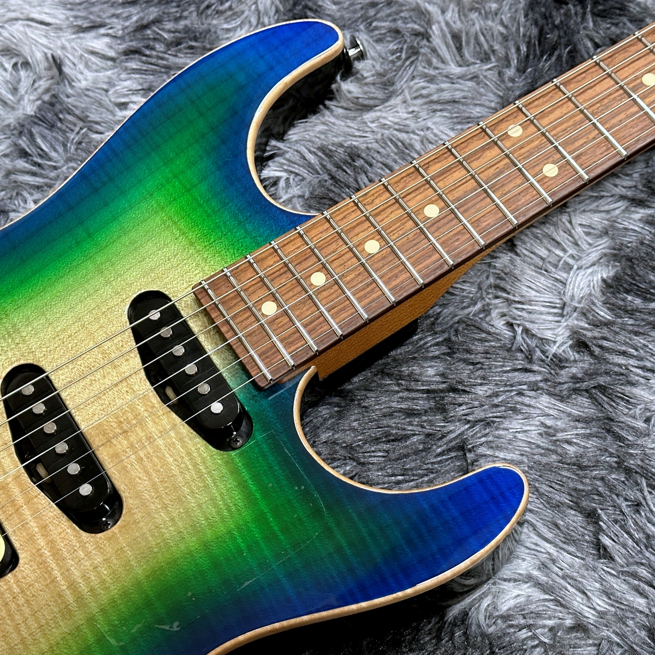 ギター Suhr JE-Line Standard Plus SSH ギター Suhr JE-Line Standard