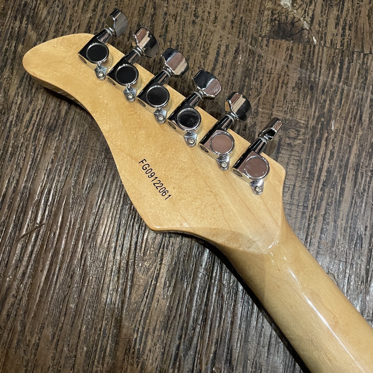 FERNANDES ENGRAVE Electric Guitar（中古/送料無料）【楽器検索