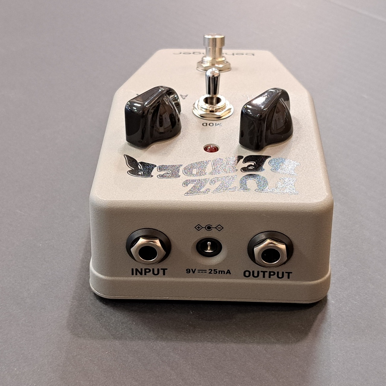 BEHRINGER FUZZ BENDER【1台のみ入荷】（新品）【楽器検索