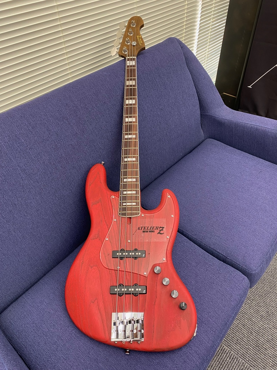 Atelier Z M 245 Custom（新品）【楽器検索デジマート】