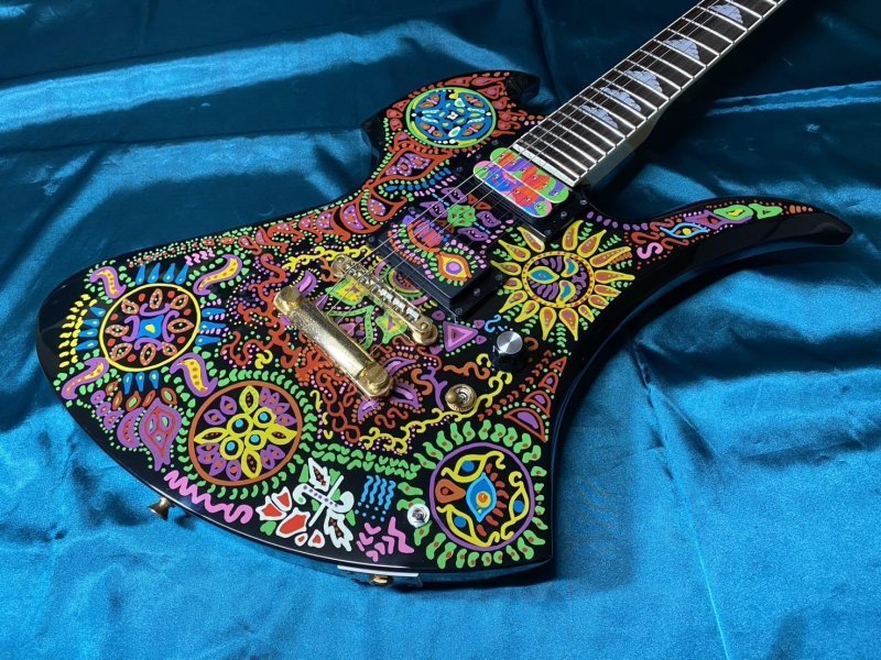 FERNANDES MG-145X Graphic on Black hide Signature （中古）【楽器
