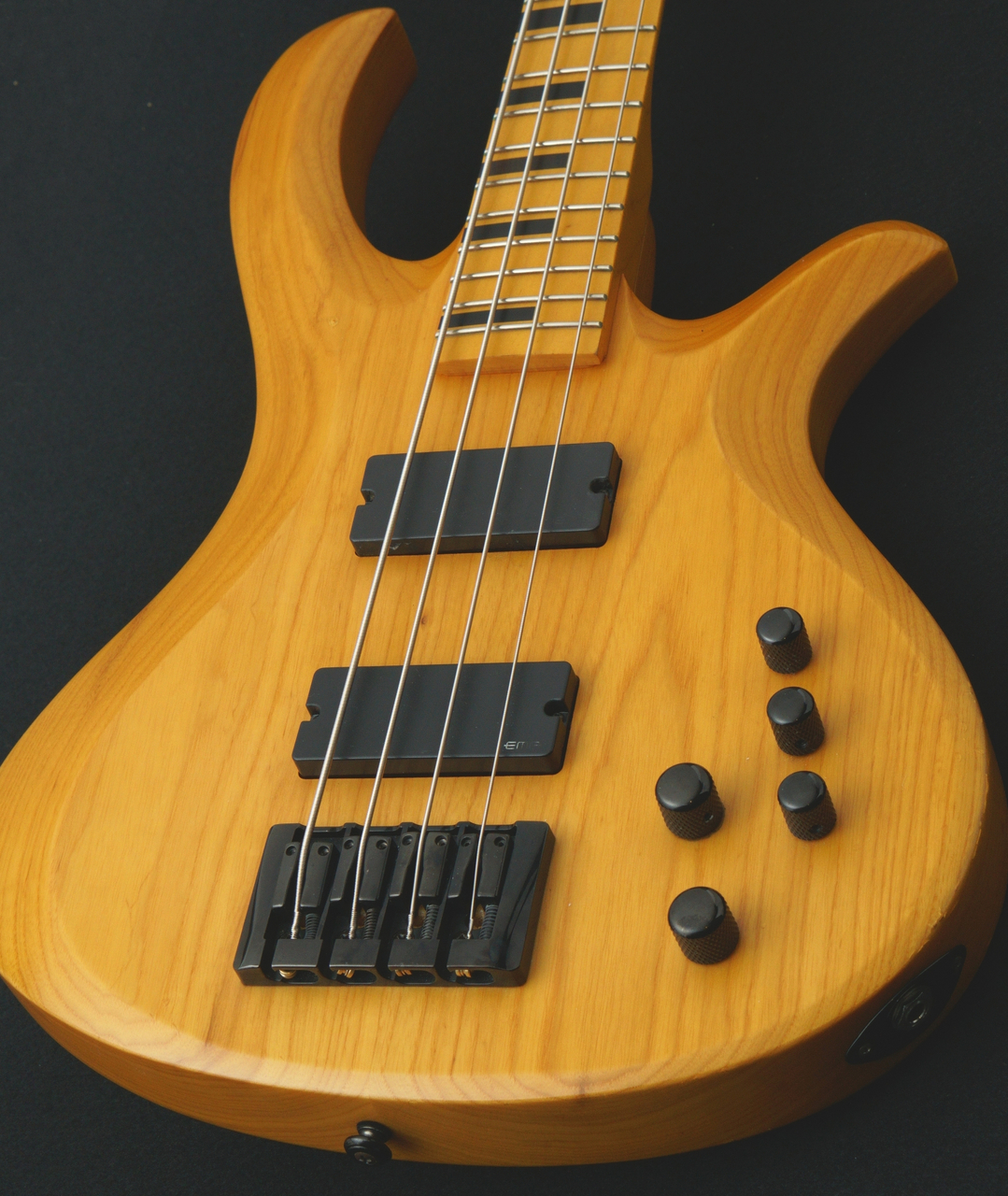 SCHECTER 【横浜大楽器祭 目玉品】RIOT-4 SESSION -Aged Natural Satin