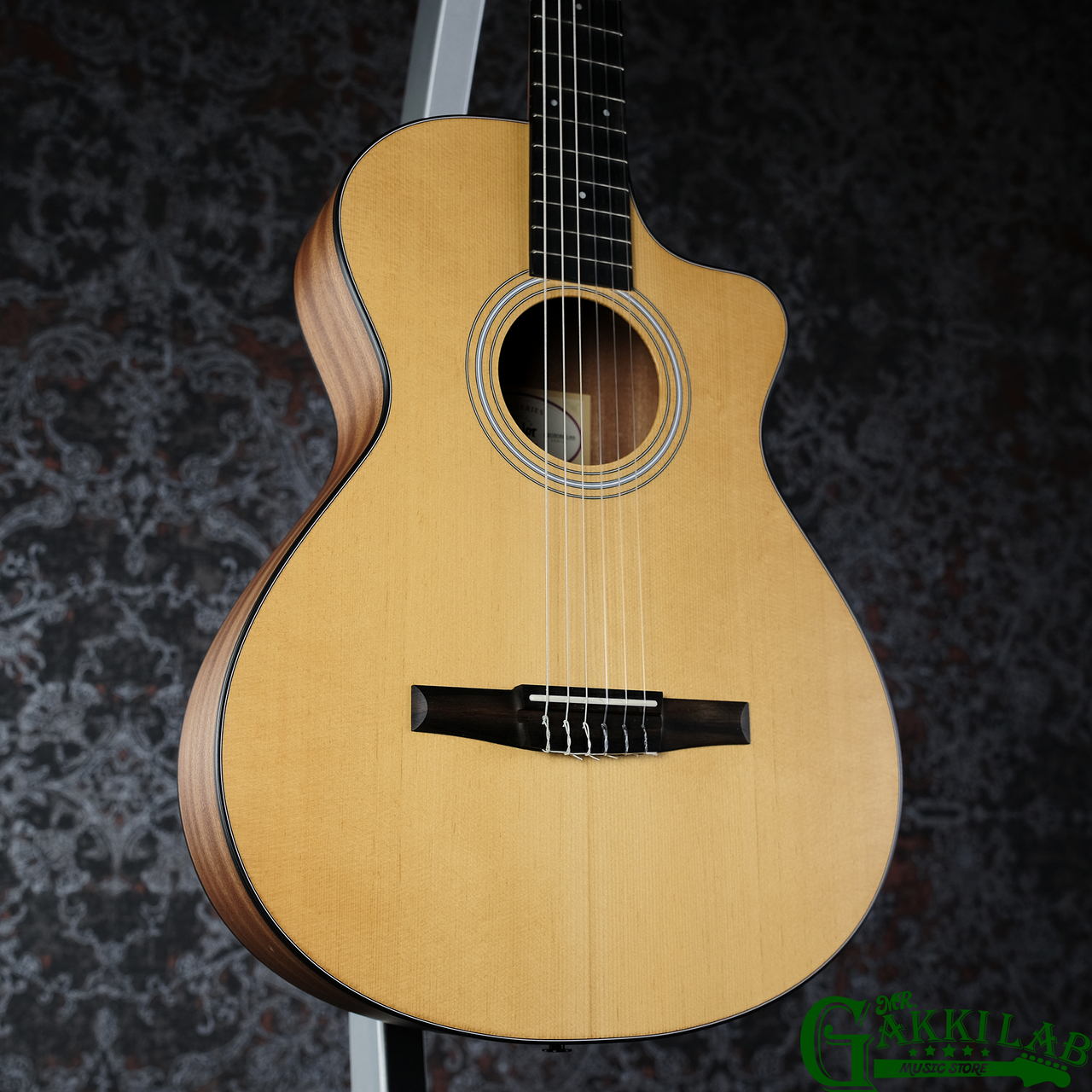 Taylor 112ce テイラー スプルース単板 アコギ エレアコ 【公式通販】