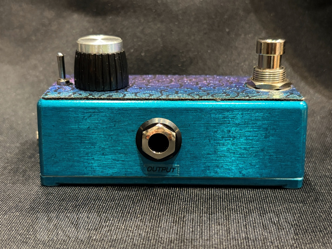 VeroCity Effects Pedals High-gain expander Rainbow Paisley Top