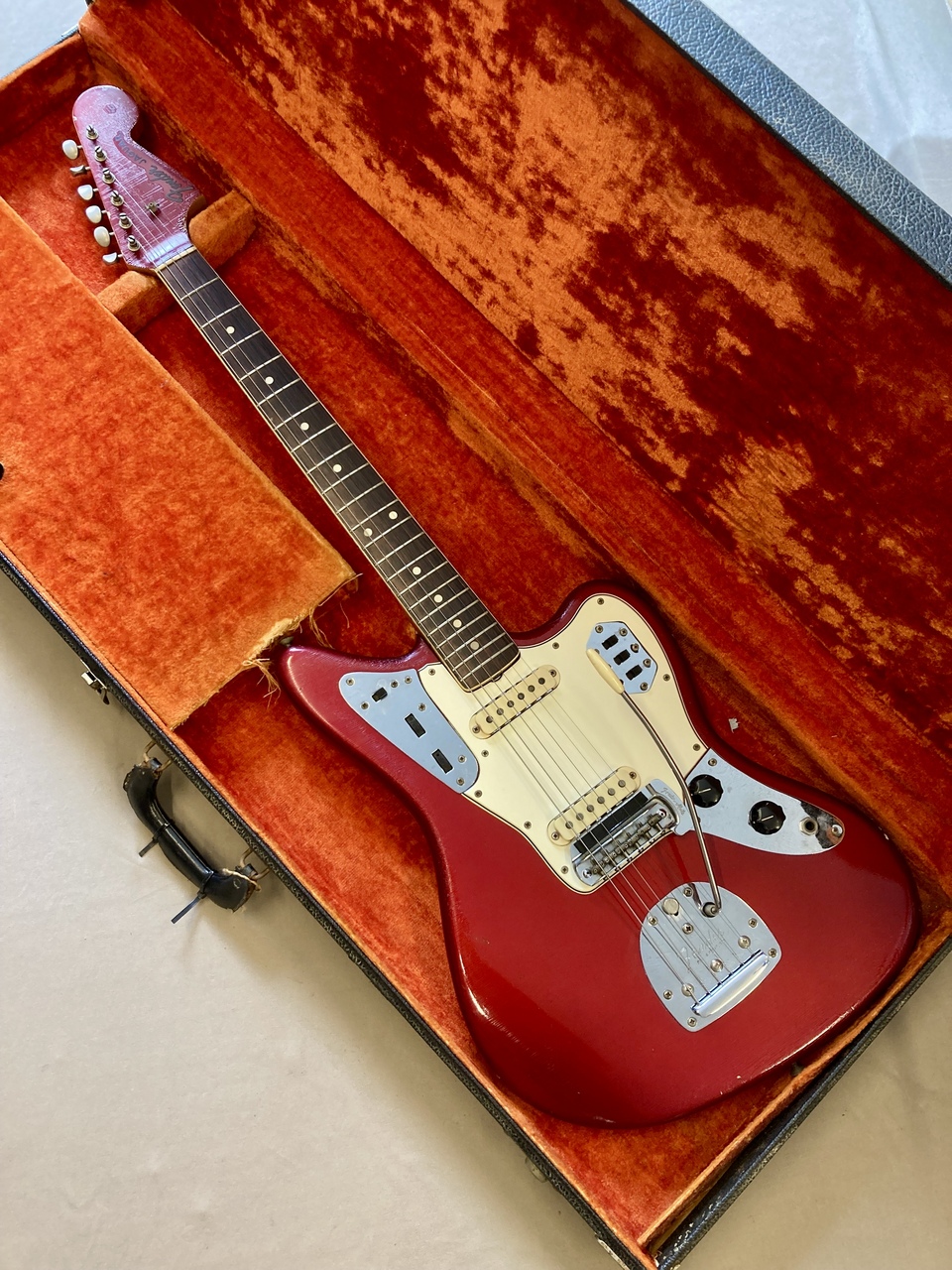 97年製　Fender Jaguar レッドエレキギター　ジャンク 中古】FENDER MADE IN JAPAN / Jean-Ken Johnny Jaguar Candy Apple