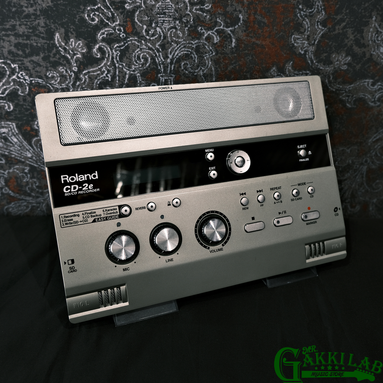 入荷now 安全 Roland CD-2e 【現物画像】（中古）【楽器検索 Recorder SD/CD 配信機器・PA機器・レコーディング機器