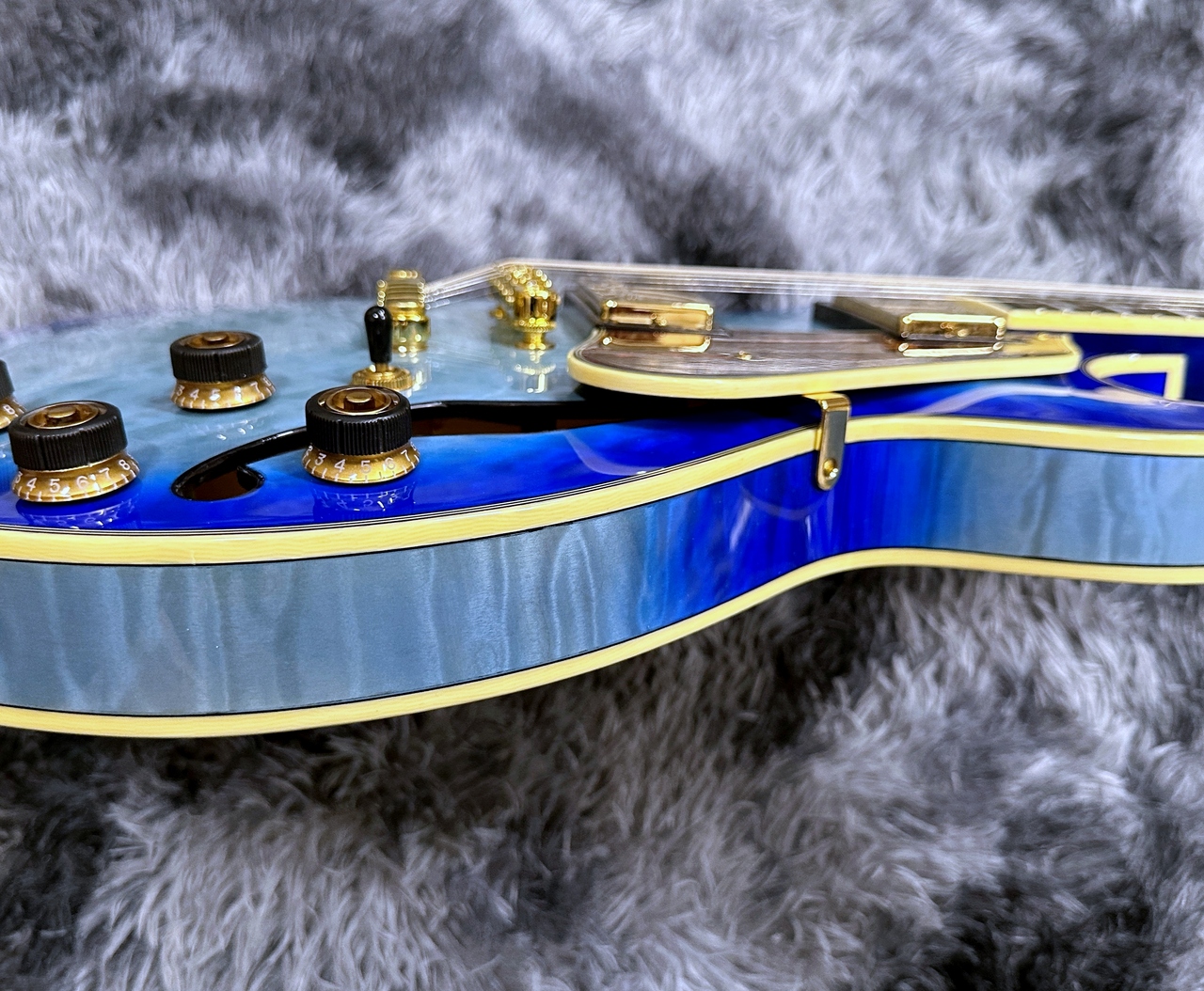 ギター Blues D Sterling by Music Man StingRay RAY34 HH Bass Daphne Blue