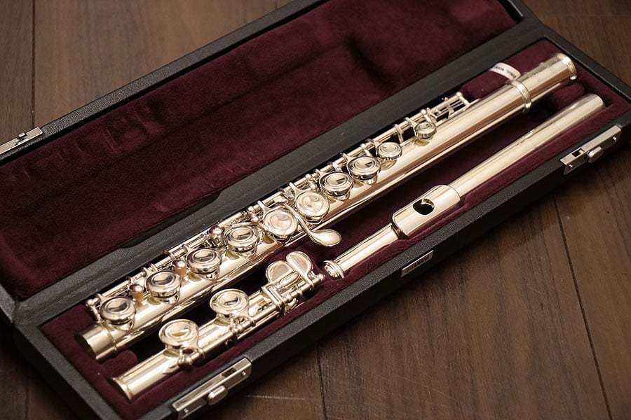 最新入荷 YAMAHA ヤマハ 【名古屋栄店 頭部管銀製フルート YFL-311 管楽器・吹奏楽器