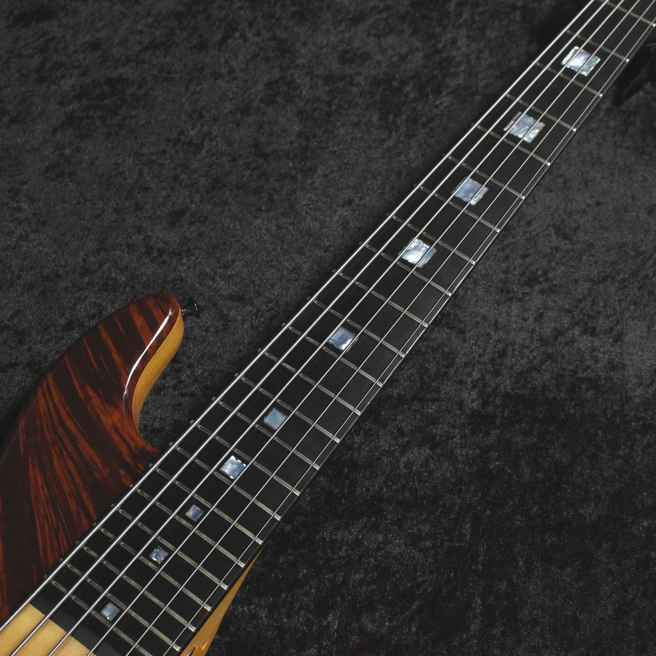 Miura Guitars U.S.A. 【6弦ベース】MB-1 6st Ash/Redwood/Ebony