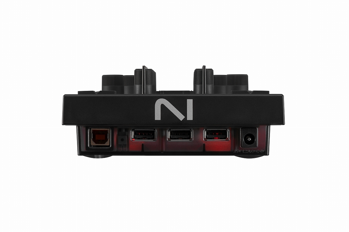 NATIVE INSTRUMENTS TRAKTOR X1 MK3 モジュラーDJコントローラー