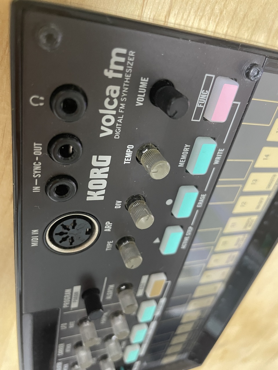 KORG Volca FM 電源アダプターKA350付属（中古）【楽器検索デジマート】