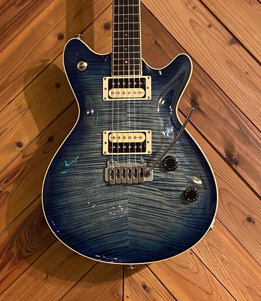 【T's Guitars】 Arc-STD / VS100N Arc-STD VS-100N (Arctic Blue) · T's Guitars