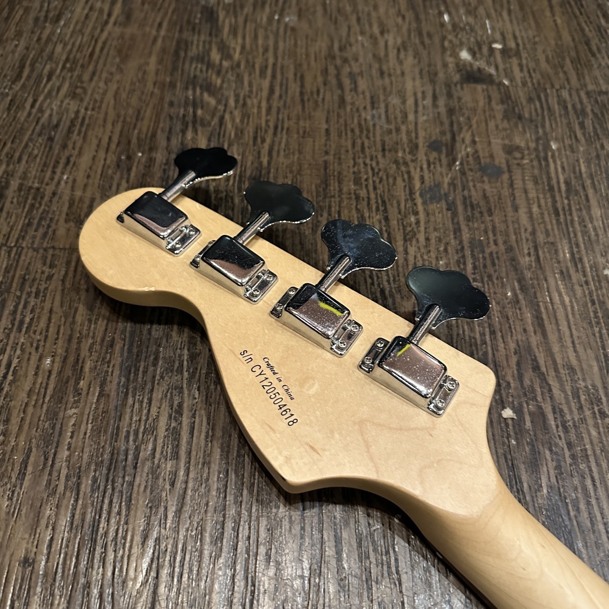 Squier by Fender Standard Jazz Bass 2012年製 Electric Bass