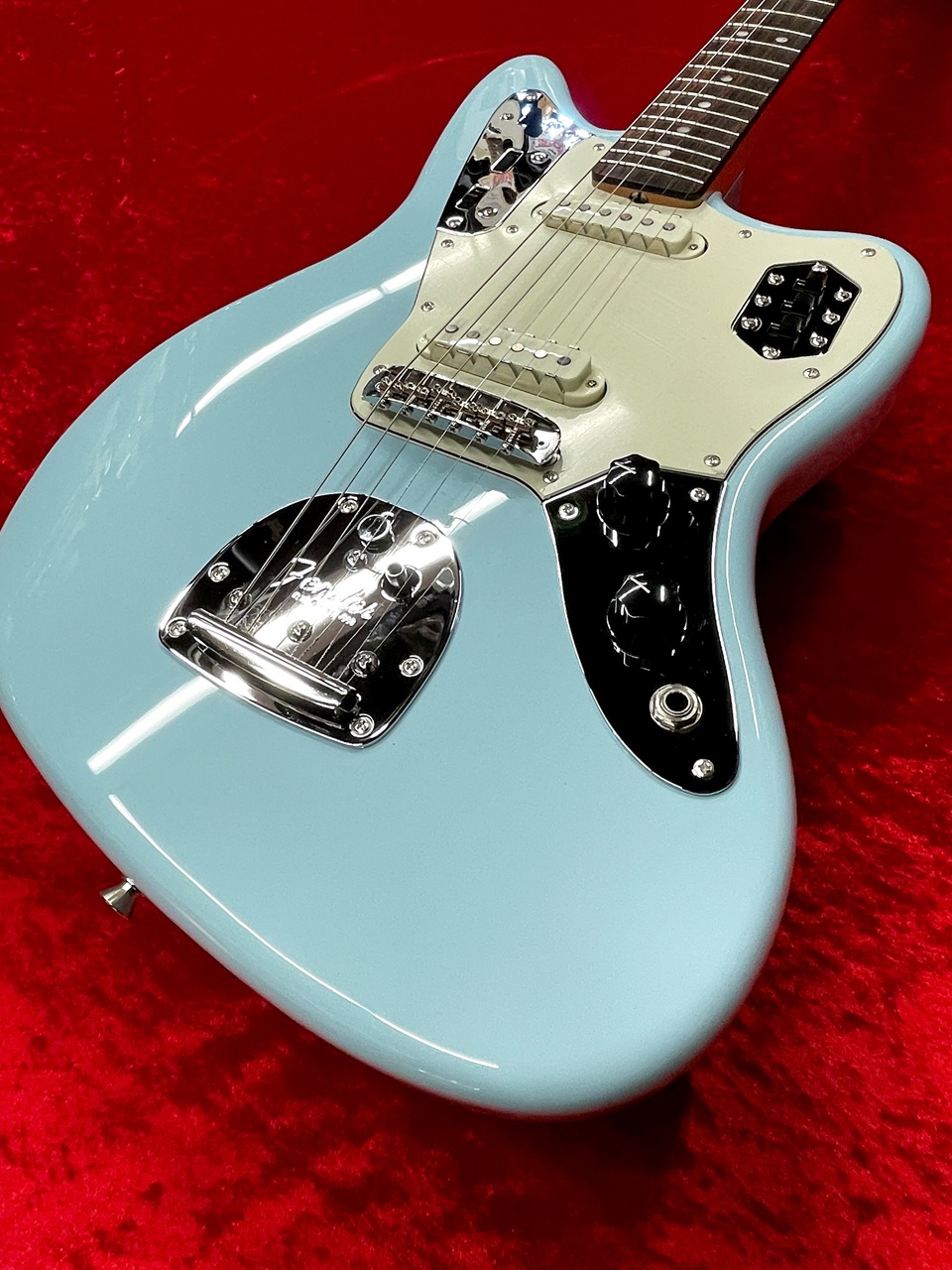 Fender FSR Made in Japan Traditional 60s Jaguar -Daphne Blue