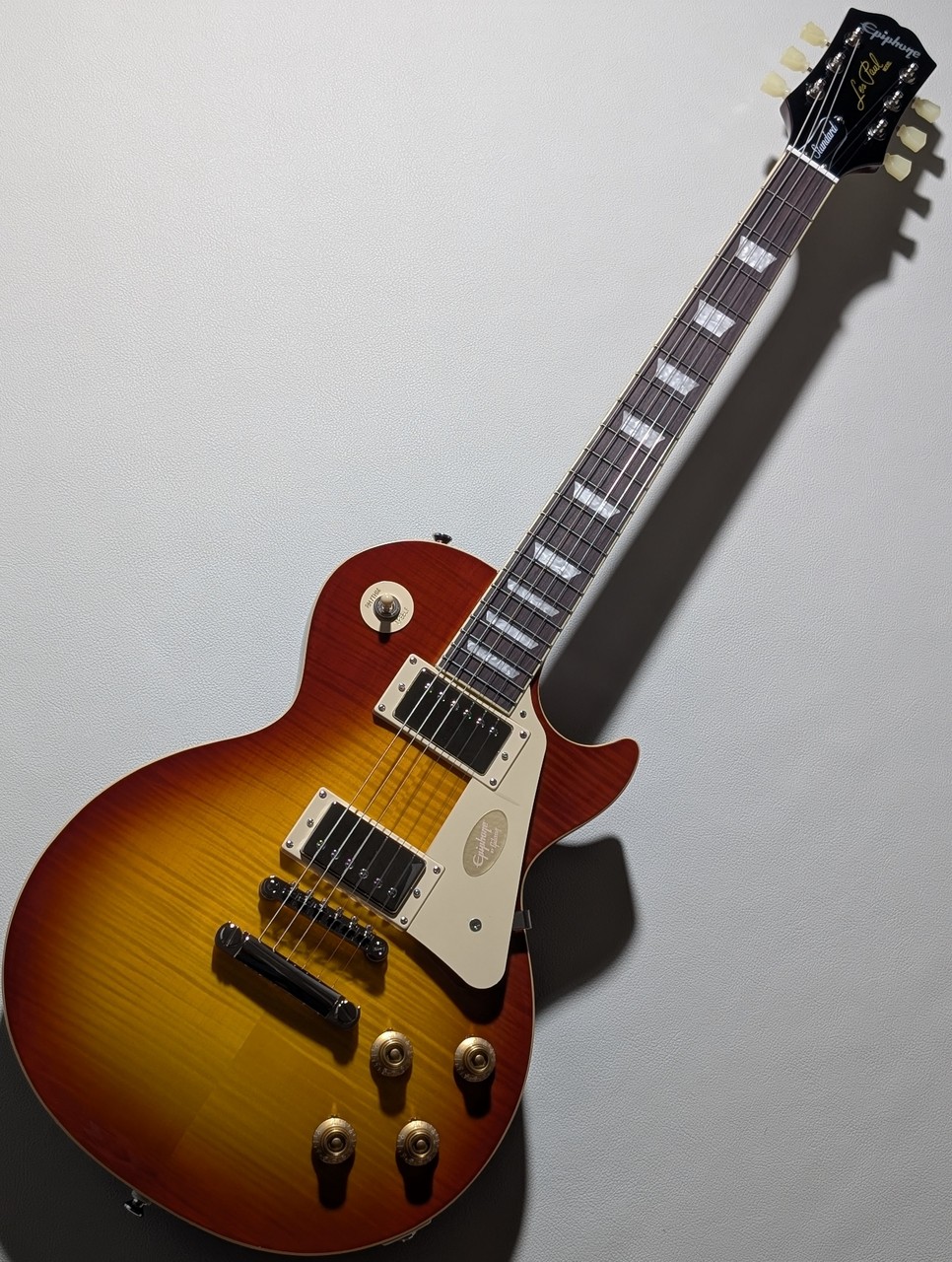 美品 Epiphone Les Paul DELUXE Bass フレイムトップ Epiphone Les