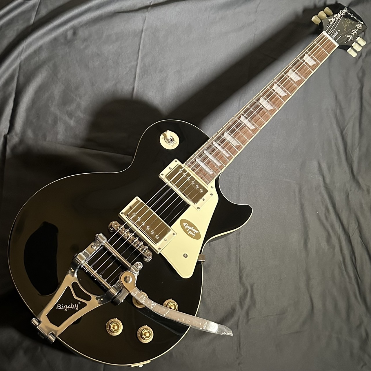 Epiphone Les Paul Standard 50s Bigsby Ebony 【現物画像】（新品/送料無料）【楽器検索デジマート】