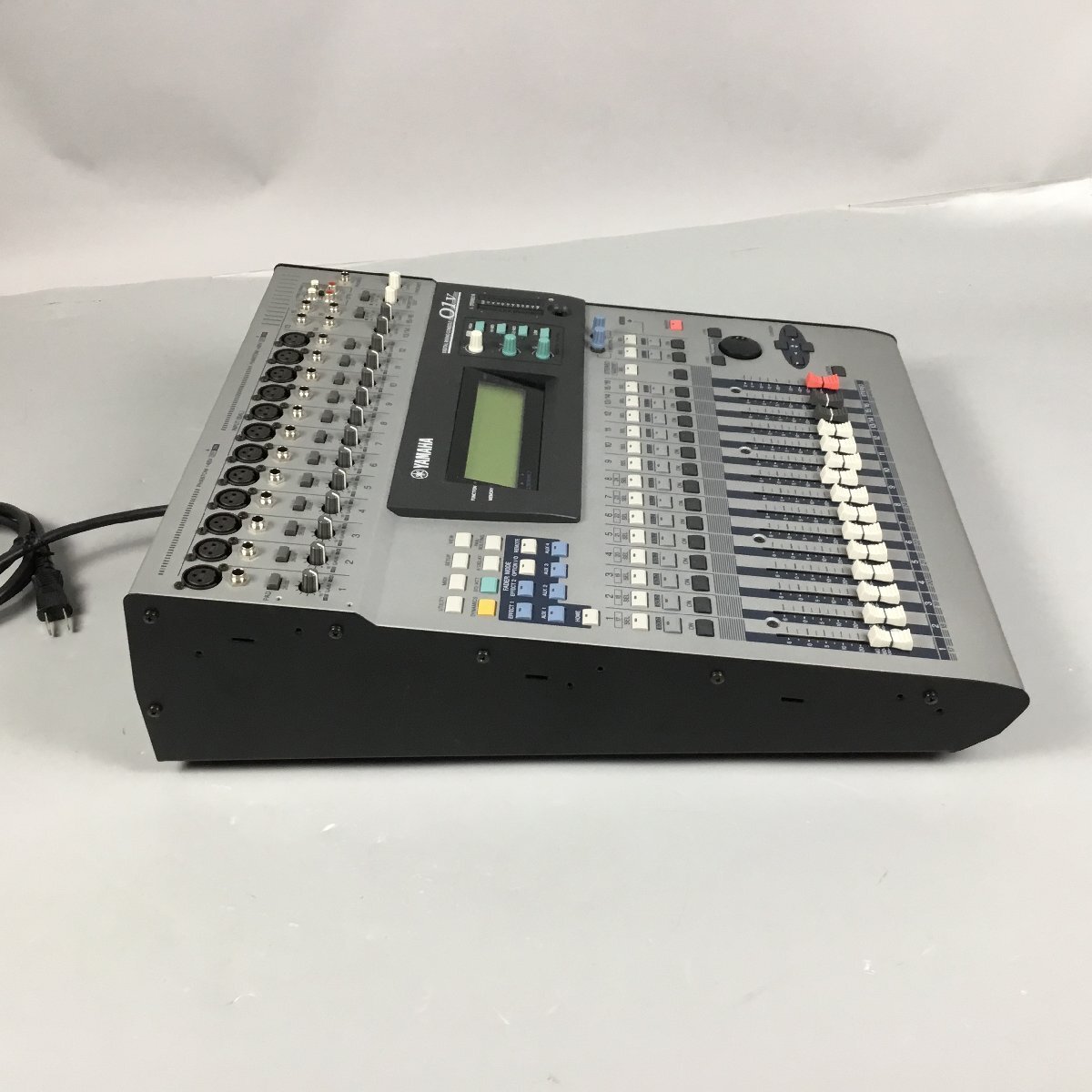 YAMAHA 01V デジタルミキサー 名器！YAMAHA O1V デジタルミキサー