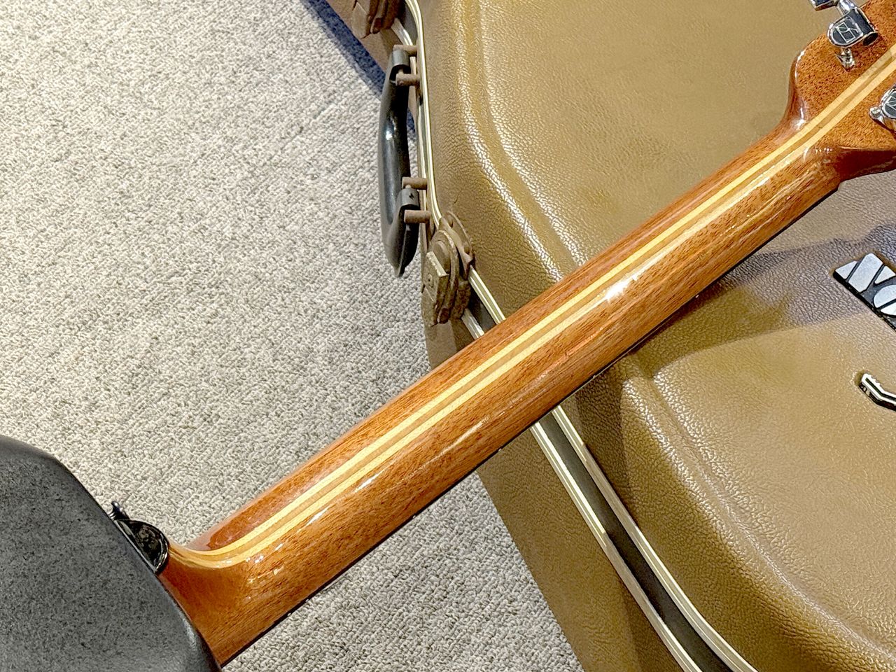 Ovation Custom Balladeer 1112-1（ビンテージ）【楽器検索デジマート】